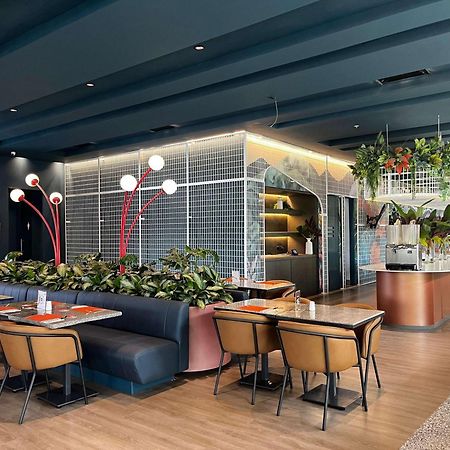 Ibis Medellin Hotel ภายนอก รูปภาพ